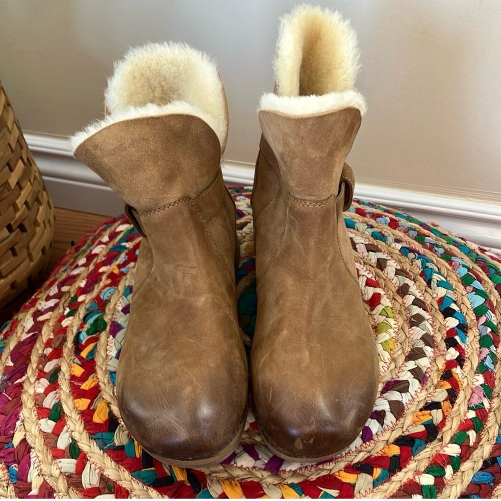 Dansko sheepskin and Tan Leather Ankle Boots